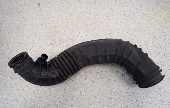 KIA Ceed Intercooler hose/pipe 