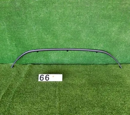 Honda CR-V Front grill 71129-SWW-E311-M1