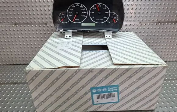 Fiat Ducato Speedometer (instrument cluster) S26337968 71748988