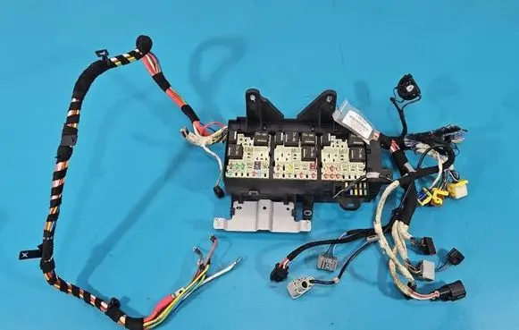 Jaguar XE Fuse box set GX7314C445AA IMPRK1546033