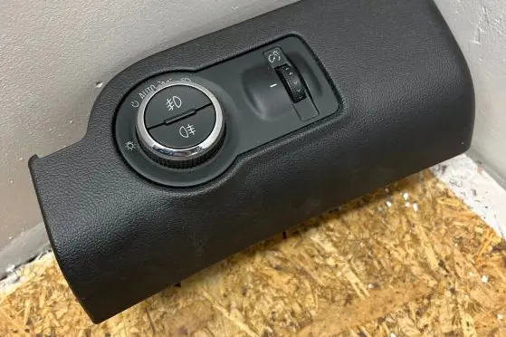 Opel Insignia A Light switch 13268707