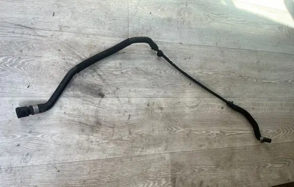 BMW 3 E92 E93 Engine coolant pipe/hose 17127599452 7565095 17127565095
