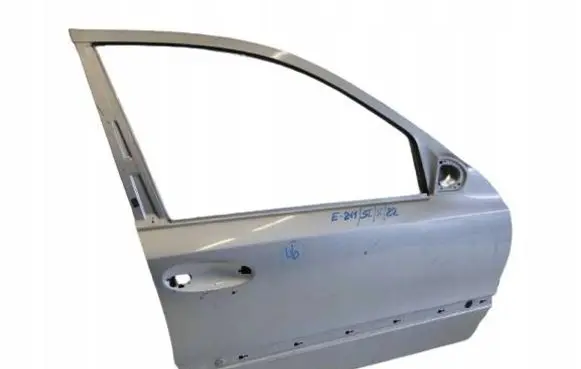 Mercedes-Benz E W211 Front door A2117201405