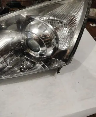 Honda CR-V Headlight/headlamp