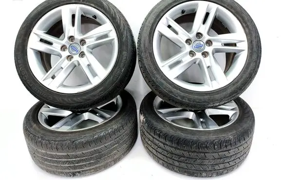Volvo V60 R17 alloy rim 31381412