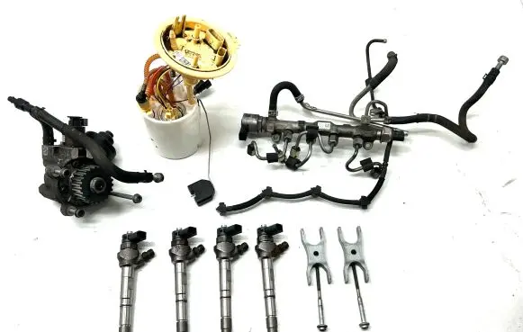 Volkswagen PASSAT B8 Fuel injection system set 04L089 04L130277AC 04L130755E