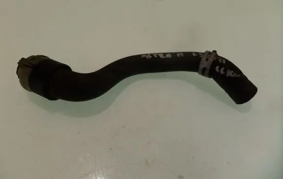 Opel Astra H Air intake hose/pipe