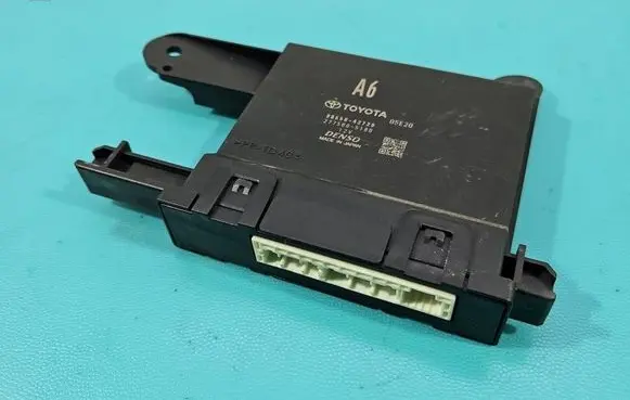 Toyota RAV 4 (XA50) Central body control module 88650-42720 IMPRK1533760