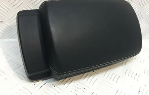 Nissan Qashqai Armrest P13200B200H1
