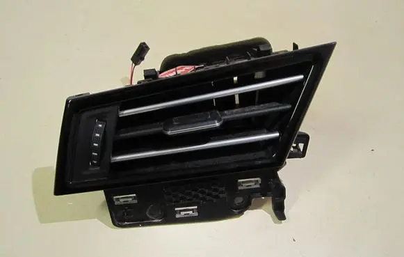 Volkswagen PASSAT B8 Dashboard side air vent grill/cover trim 3G1819701D
