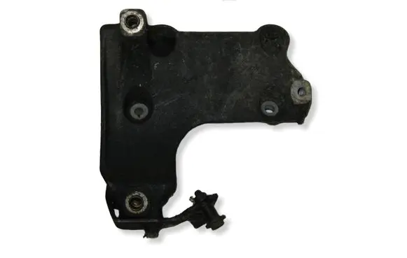 BMW 3 E90 E91 A/C compressor mount bracket 7505980