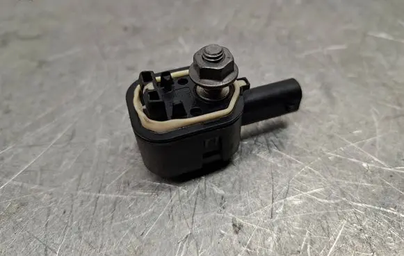 BMW X5 F15 Airbag deployment crash/impact sensor 65779224178 6577922417801 9224178