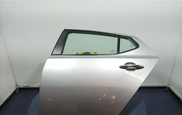Rear door