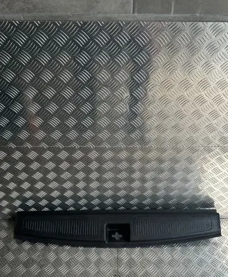 Opel Astra K Trunk/boot sill cover protection 33188318