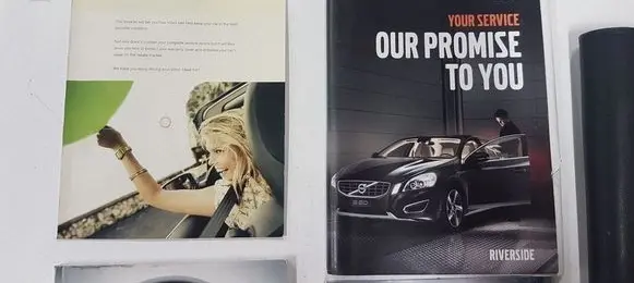 Volvo V60 Owners service history hand book