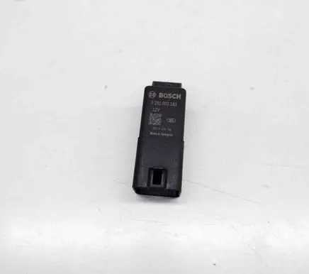 Land Rover Range Rover Velar Glow plug pre-heat relay 0281003183 KX63189E2AA