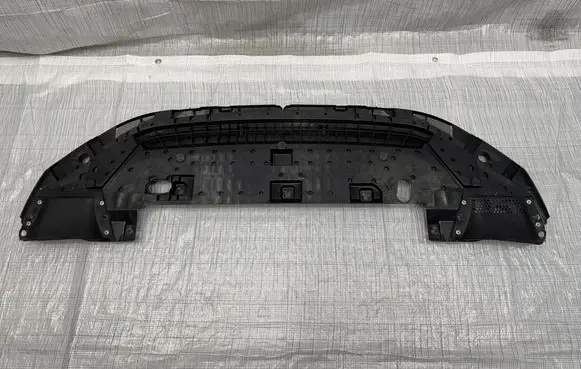 Lancia Ypsilon Front bumper skid plate/under tray 9857185180