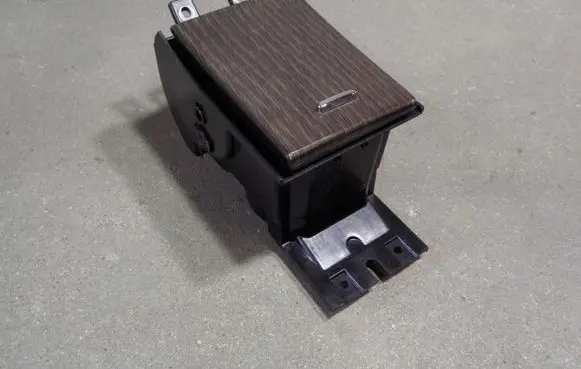 Jaguar XF X250 Cup holder 