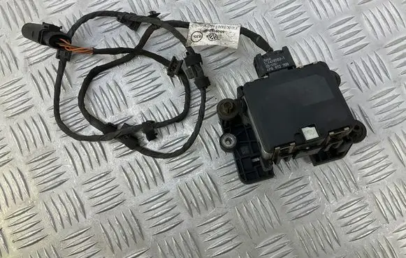 Volkswagen PASSAT B8 Distronic sensor radar 3Q0907561B 3G0971206 3Q0907704A
