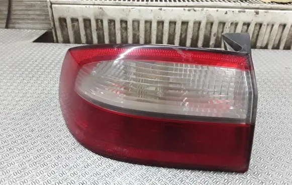 Renault Laguna II Rear/tail lights 8200002478