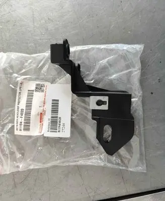 Toyota C-HR I Headlight/headlamp mounting bracket 81194F4020