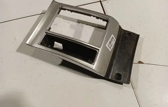 Chrysler 300 - 300C Other interior part 0ZM01TRMAB
