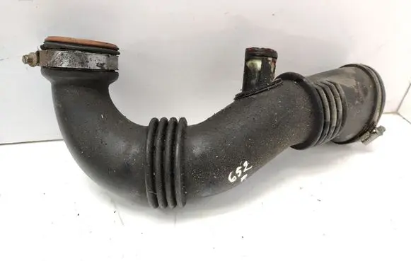 Citroen Berlingo Air intake hose/pipe 9656953680