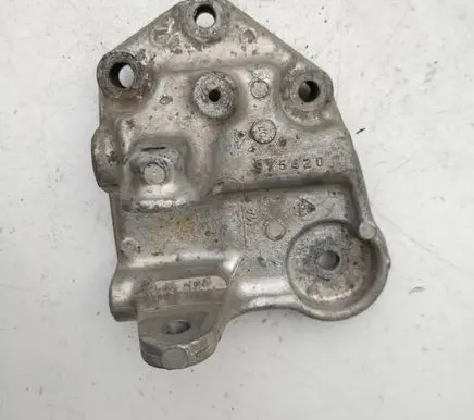 Citroen Jumpy Engine mounting bracket 975420