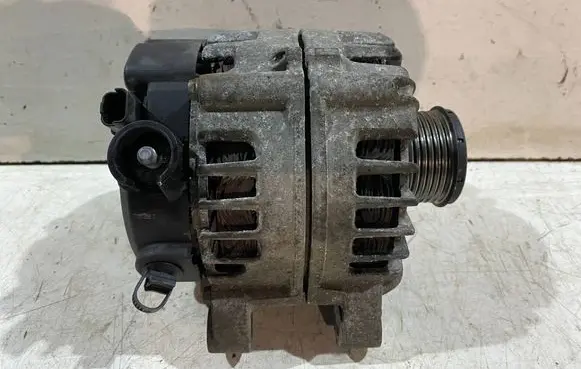 Citroen C4 I Picasso Generator/alternator 9678049480