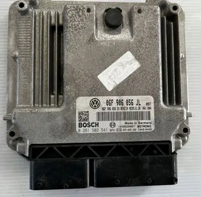 Volkswagen Golf Plus Engine control unit/module 06F906056EK
