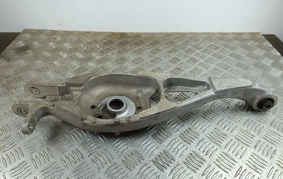 Honda CR-V Rear control arm