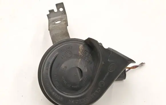 BMW 3 F30 F35 F31 Horn signal 7400705 6033FB2394 300518LC