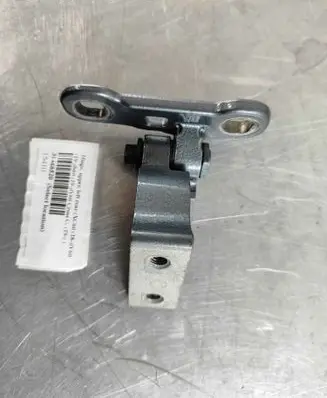 Volvo XC60 Rear door upper hinge 31468520