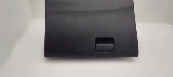 Suzuki SX4 S-Cross Glove box lid/cover 7341261M1 7341061M10