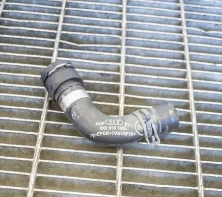 Audi Q5 SQ5 Engine coolant pipe/hose 8K0819342L
