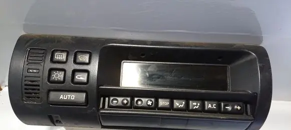 Renault Safrane Interior fan control switch 7700424512