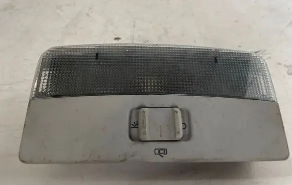 Skoda Octavia Mk2 (1Z) Front seat light