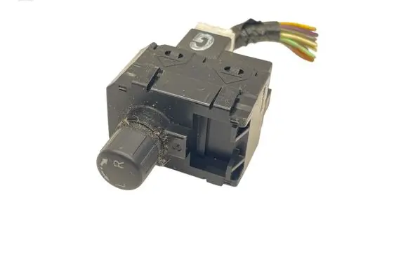 Nissan X-Trail T31 Wing mirror switch
