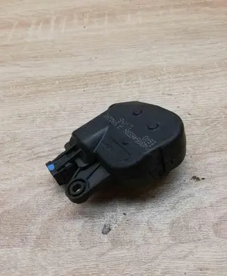 Chrysler Voyager Air flap motor/actuator 04885465AA