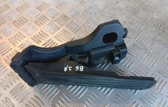 Volkswagen PASSAT B6 Accelerator throttle pedal 1K1721503L 6PV00860000 040508