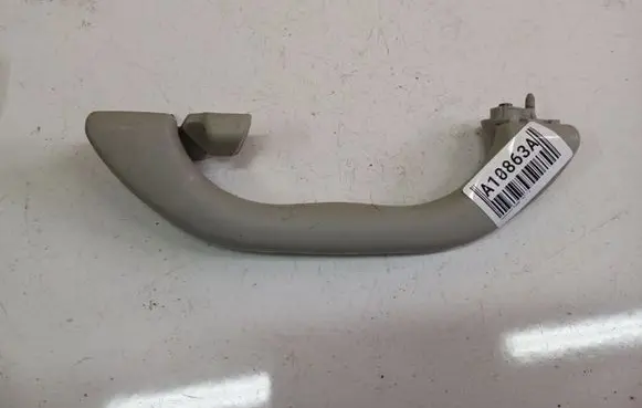 Volkswagen PASSAT B5 Rear interior roof grab handle
