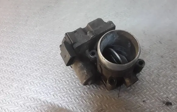 KIA Ceed Throttle valve 351002A750