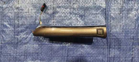 Mercedes-Benz CLS AMG C219 Front door exterior handle/bracket 