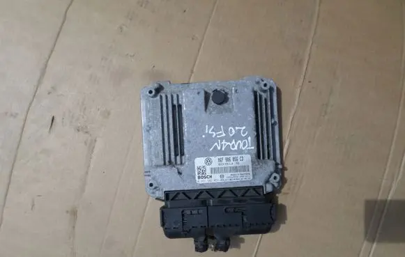 Volkswagen Touran I Engine control unit/module 06F906056CD