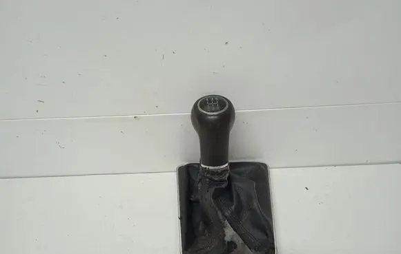 Opel Astra H Gear lever shifter trim leather/knob 