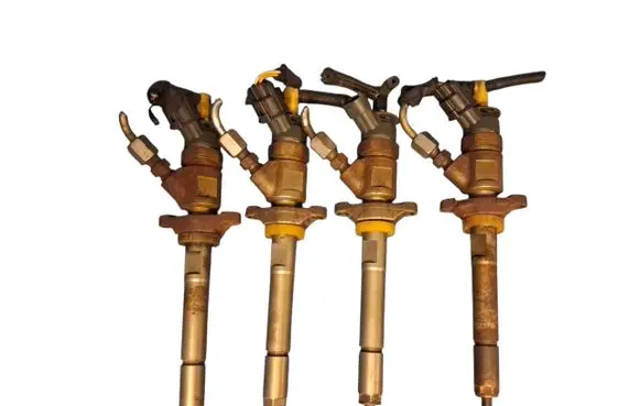 Peugeot 308 Fuel injectors set 0445110311