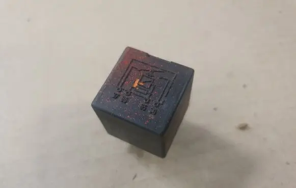 Volkswagen Golf I Other relay 431951254