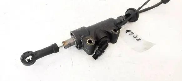 Peugeot 807 Clutch master cylinder