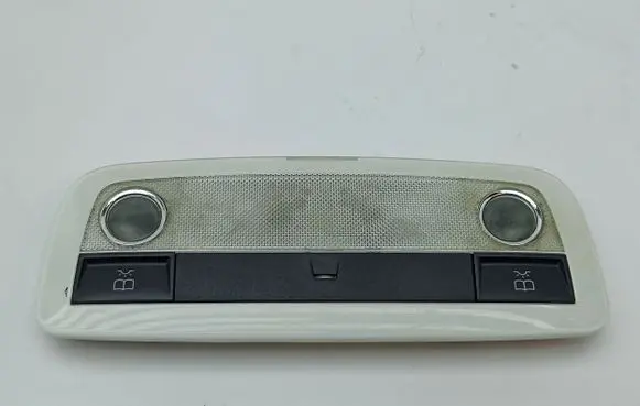 Mercedes-Benz A W176 Rear seat light 170207