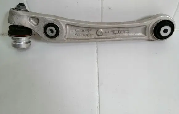 Volkswagen Golf VII Front control arm